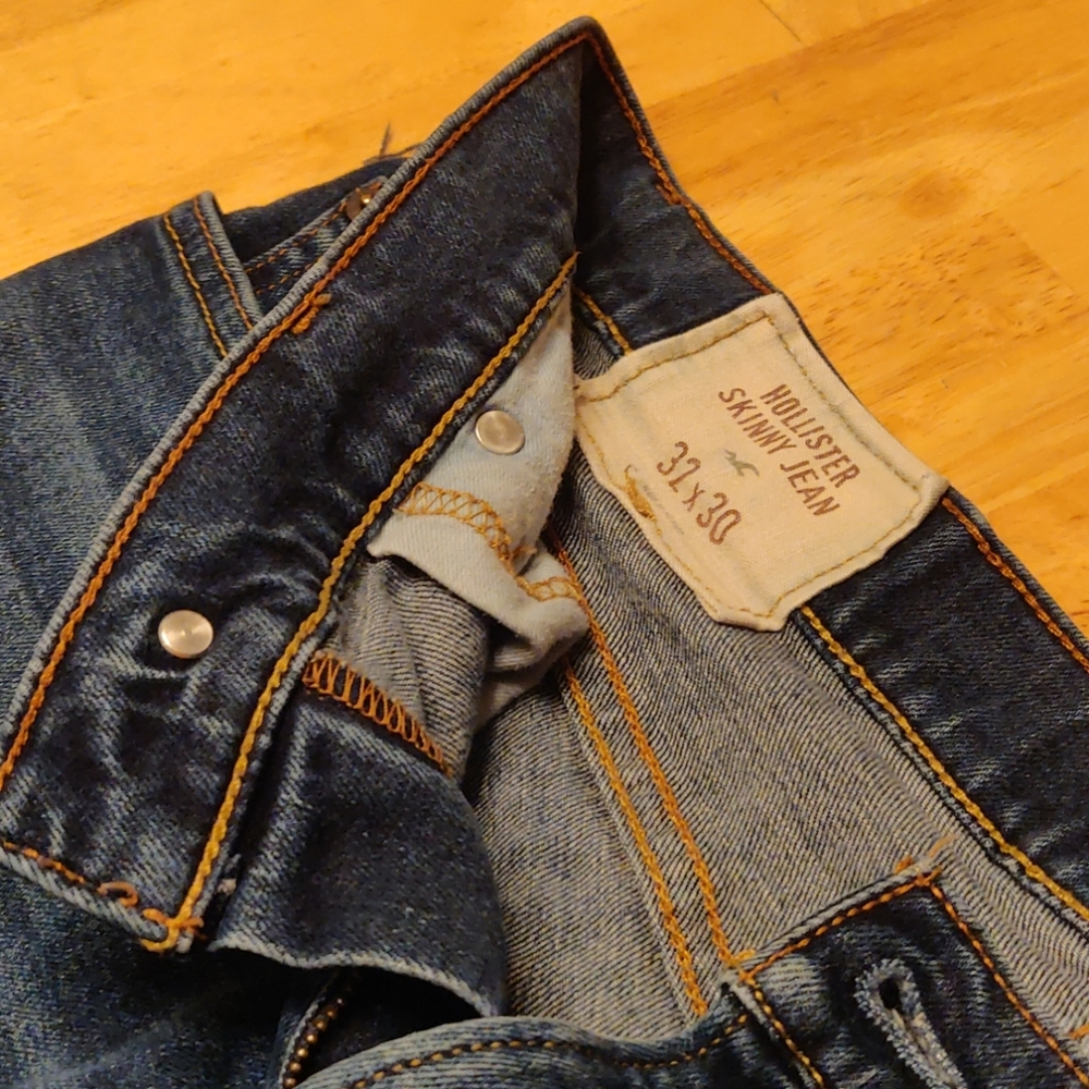 32X30 MENS HOLLISTER SKINNY JEAN - Picture 2 of 4